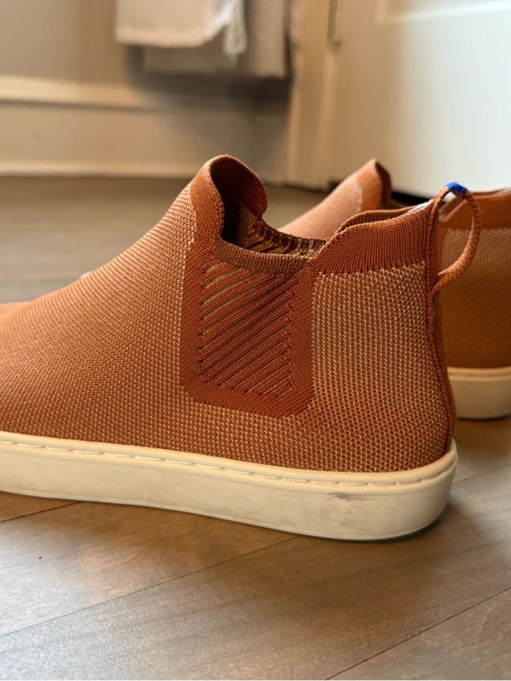 Rothy’s Chelsea Fawn Rust Ankle Boot Sneaker Washable Size 9.5 - Picture 7 of 10